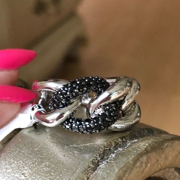 NWT Swarovski Sterling Silver and Black Crystal Link Ring - Picture 9 of 13
